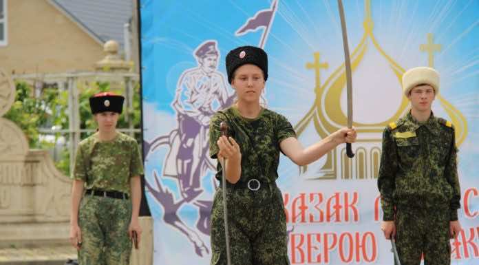 При храме святого Спиридона Тримифунтского ст. Северской прошел большой казачий фестиваль