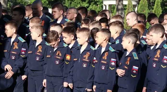 Видеосюжет. Молебен в Президентском кадетском училище Краснодара