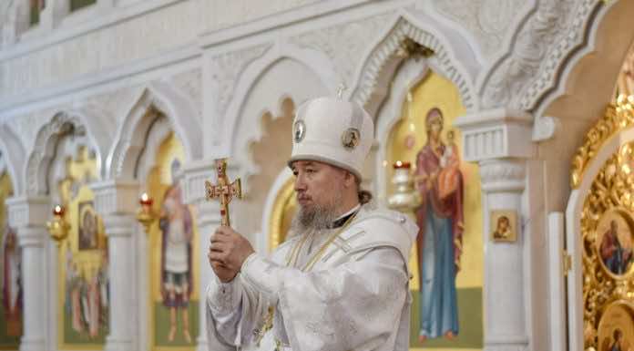 Митрополит Василий совершил Великое освящение храма в Армавире и возглавил в нем Божественную литургию