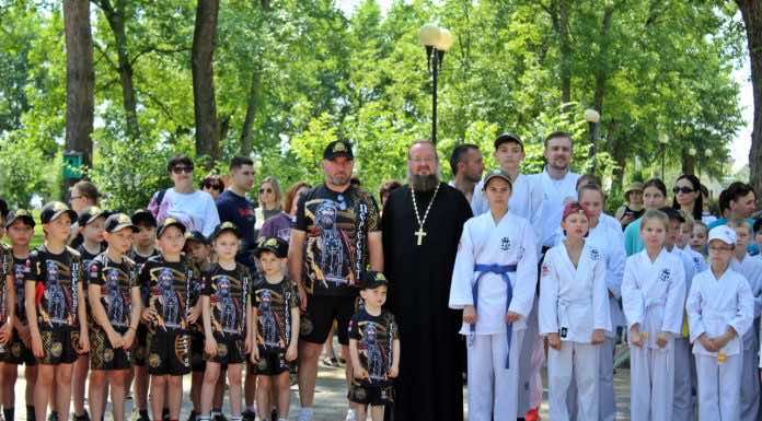 Священник благословил мероприятие, посвященное Дню защиты детей