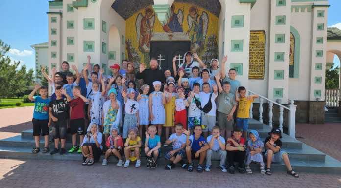 Экскурсия по Свято-Троицкому духовно-просветительскому центру