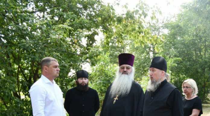Митрополит Василий посетил с архипастырским визитом Северский район