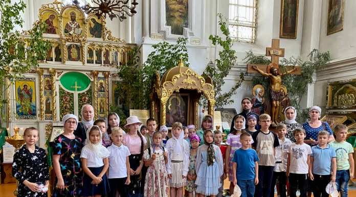 Школьники из Тимашевского района посетили храм Вознесения Господня ст. Пластуновской