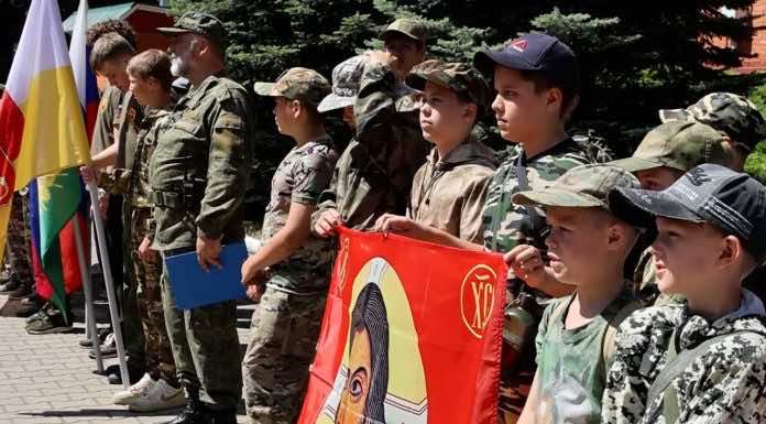 Видеосюжет. При храме Рождества Христова начал работу детский летний военно-патриотический лагерь