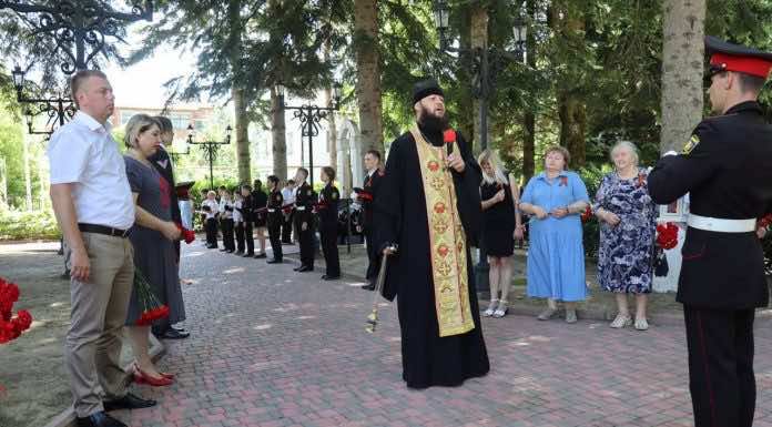 Благочинный совершил заупокойное богослужение