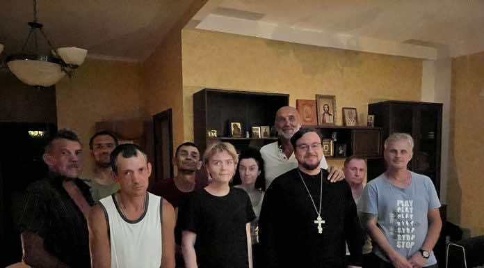 Иерей Владимир Иванов посетил реабилитационный центр