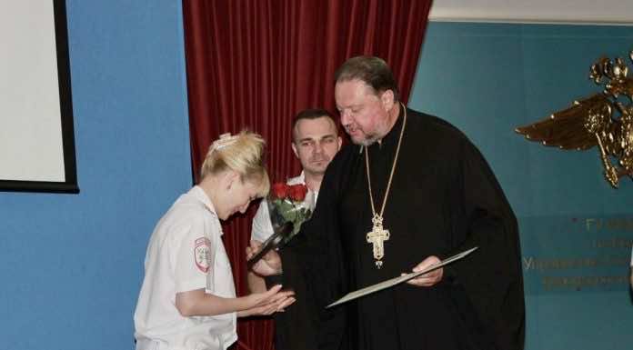 Протоиерей Богдан Черных принял участие в торжественных мероприятиях, посвященных 88-летию образования ГИБДД