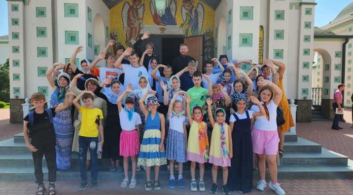 Храм Святой Троицы станицы Динской посетили гости из Тимашевска