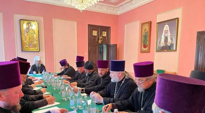 Митрополит Василий провел заседание Епархиального совета Екатеринодарской епархии