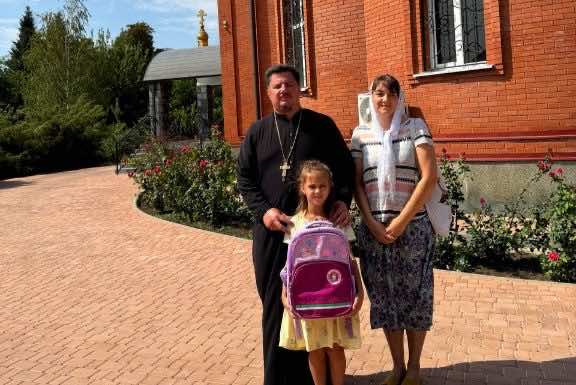 В Андреевском храме ст. Новотитаровской прошла благотворительная акция в преддверии нового учебного года