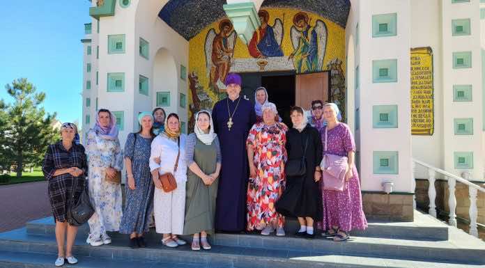 Благочинный провел экскурсию