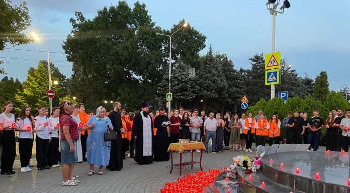 В Краснодаре почтили память жертв террора