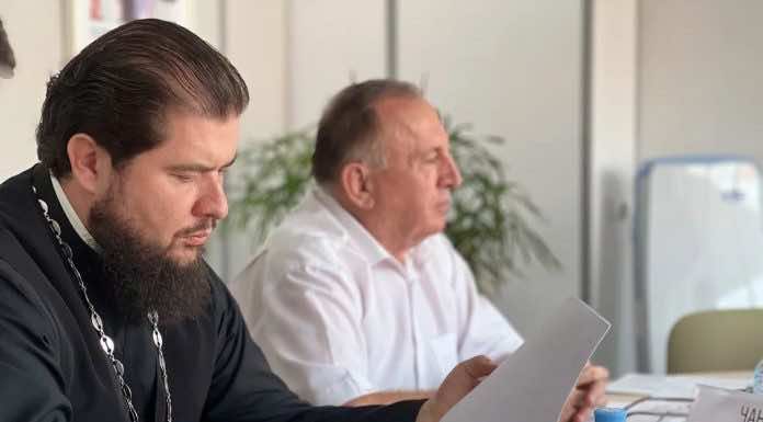 Протоиерей Димитрий Руднев принял участие в работе Общественной палаты Краснодарского края