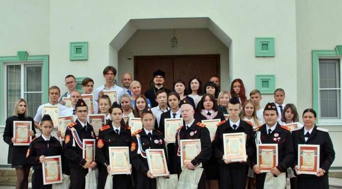 В храме Святой Троицы станицы Динской прошел круглый стол для молодежи