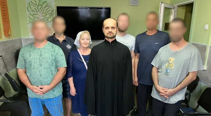 Священник посетил наркологический диспансер города Краснодара