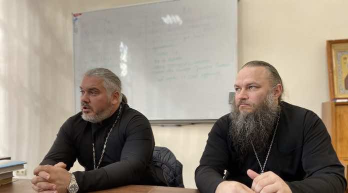 Екатеринодарскую семинарию посетил священник Иосиф Глисон