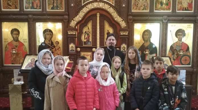 В храме преподобного Сергия Радонежского прошла экскурсия для школьников