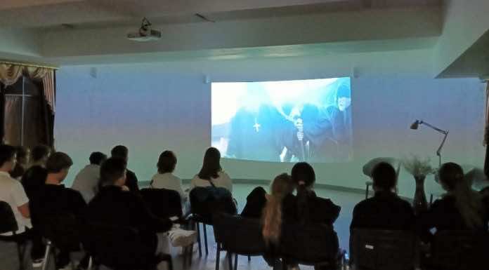 В Троицком храме состоялась очередная встреча в молодежном досуговом центре