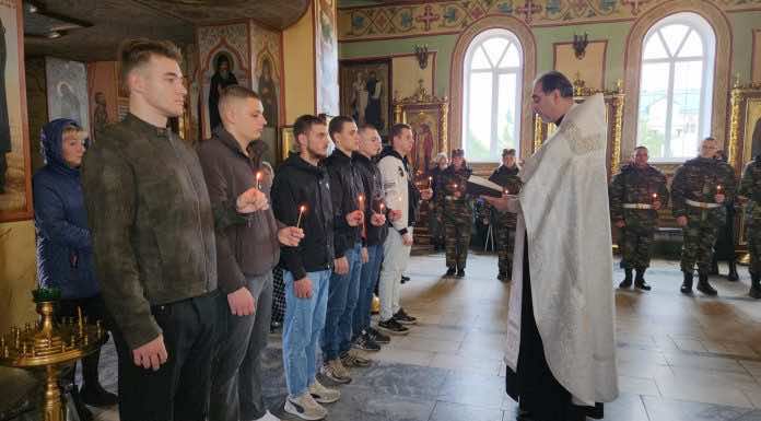 В храме Святой Троицы станицы Динской прошло мероприятие «Мы верим в тебя, солдат»