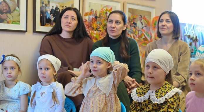 В храмах Екатеринодарской епархии прошли праздники, посвящённые Дню матери