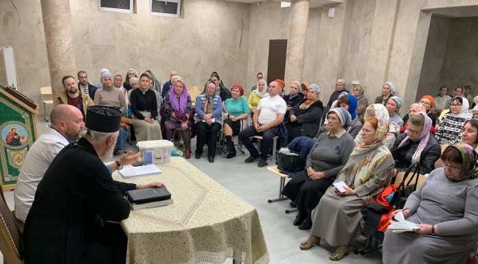 В Свято-Пантелеимоновском храме прошло занятие по оказанию доврачебной помощи