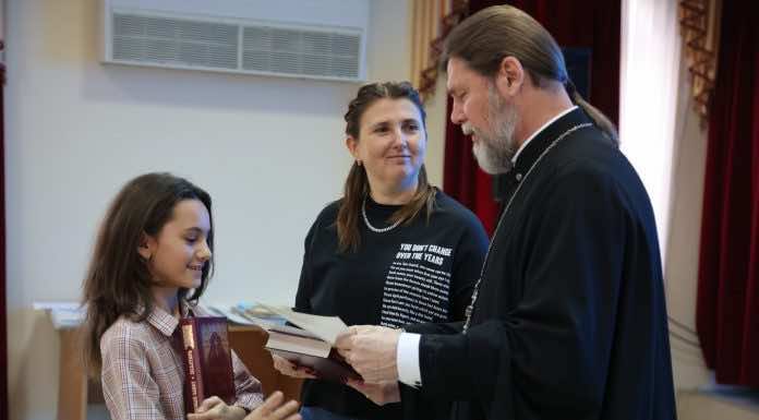 В храме Рождества Христова состоялось награждение участников конкурса «Красота Божьего мира»