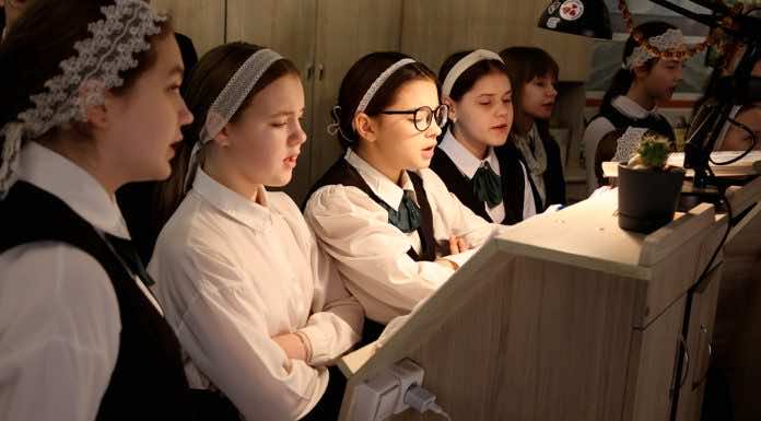 ВИДЕОСЮЖЕТ. Детская Литургия в день памяти святого Николая Чудотворца