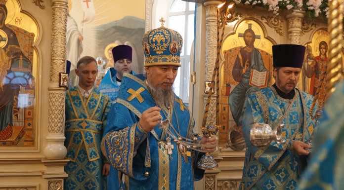 Митрополит Василий возглавил престольные тожества в Свято-Введенском храме ст. Динской
