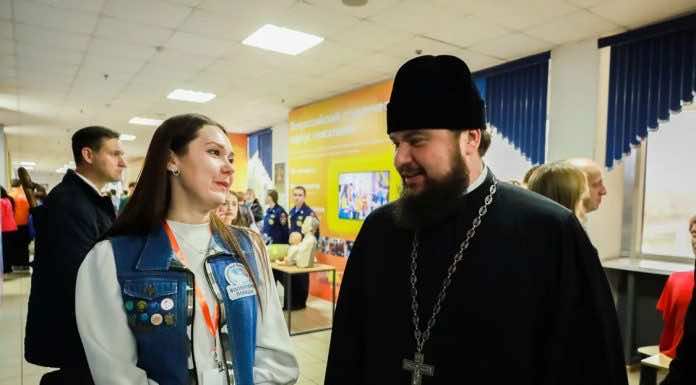 Руководитель епархиального отдела по делам молодежи принял участие в торжественном мероприятии, приуроченном ко Дню добровольца