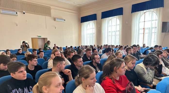 Студенты посетили специальный показ фильма «Мамино письмо»