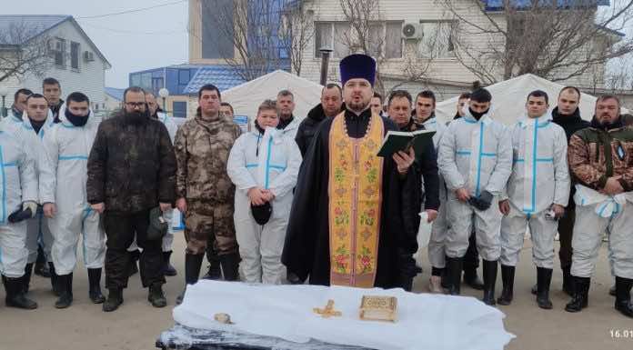 Казаки Кубани и волонтеры продолжают трудиться в зоне ликвидации ЧС в Анапе