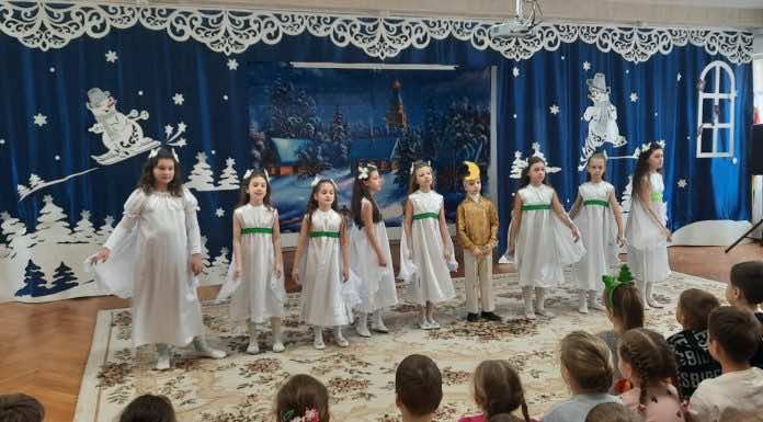 Воскресная школа «Преображение» поздравила воспитанников детского сада с Рождеством Христовым
