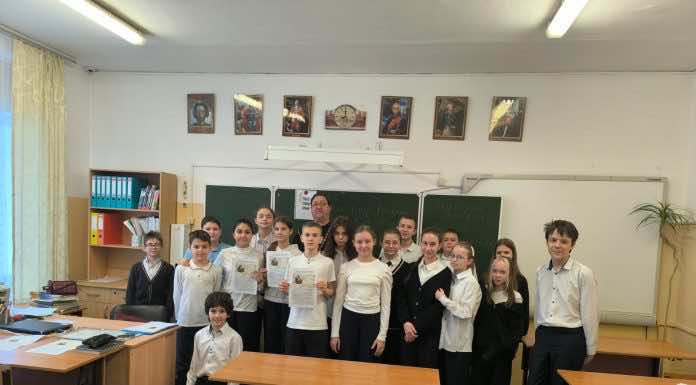 Протоиерей Роман Андропов рассказал школьникам о жизни святого благоверного князя Дмитрия Донского