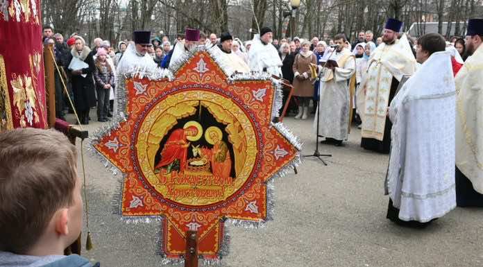 В Горячем Ключе состоялся Рождественский крестный ход
