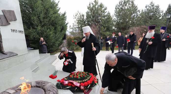 Митрополит Василий принял участие в мероприятии, посвященном памяти жертв политических репрессий казачества