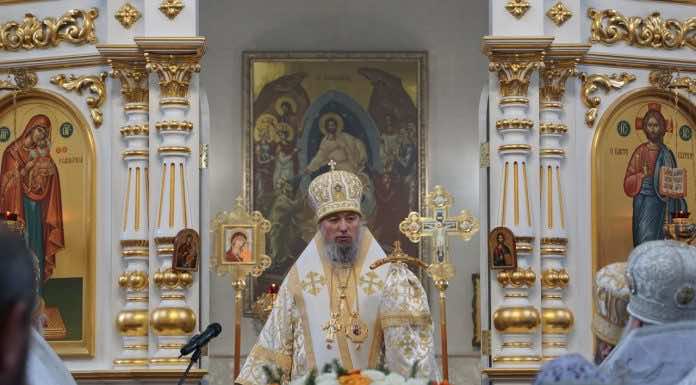 В праздник Обрезания Господня митрополит Василий совершил Литургию в Свято-Никольском храме Краснодара