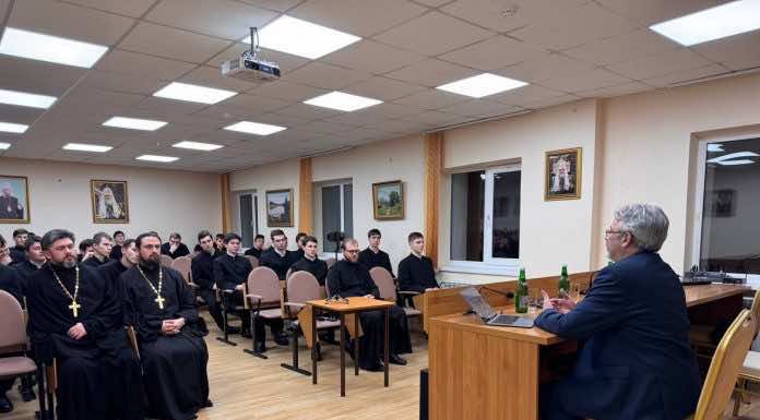 Старший преподаватель Сретенской духовной академии прочитал лекцию для семинаристов