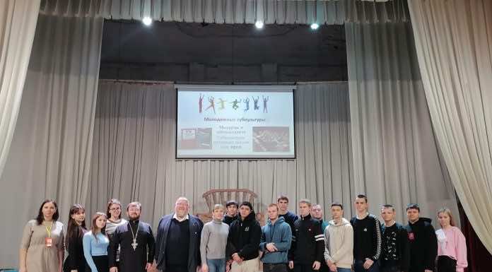 В 17-ом Полтавском благочинии стартовала молодежная программа «Свет Христов»