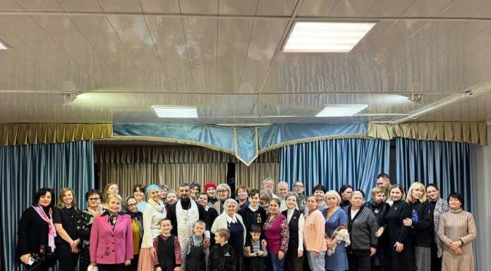 Волонтёрская группа «Покровские ласточки» отметила вторую годовщину создания