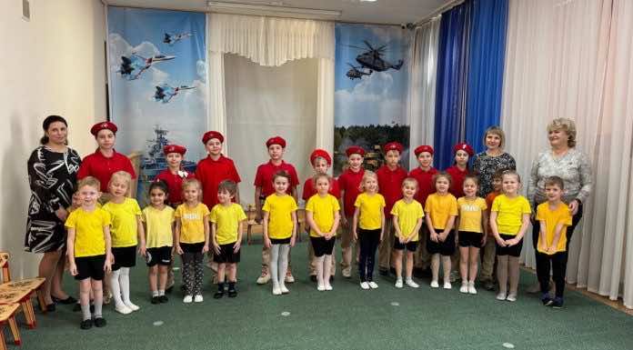 Юнармейский отряд храма Святого Духа организовал спортивные соревнования для воспитанников детского сада