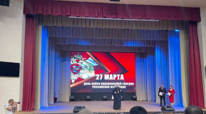 Митрополит Василий приветствовал рогвардейцев в день их профессионального праздника