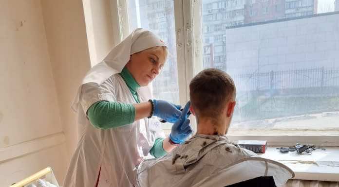 Сестры милосердия отправились на дежурство в Ростовский военный госпиталь