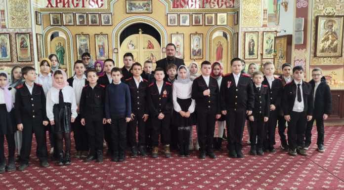 Школьники посетили храм Вознесения Господня