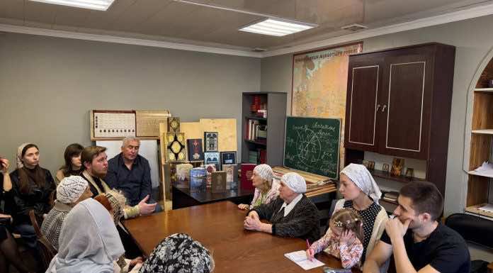 В храме Покрова Пресвятой Богородицы прошло мероприятие, посвященное Дню православной книги