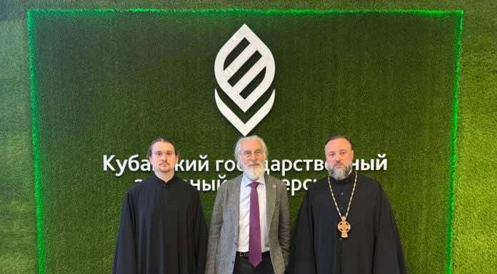 В КубГАУ состоялась встреча с российским исследователем современного религиозного сектантства Александром Дворкиным