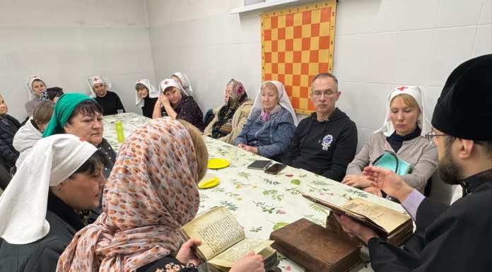 В храме Святого Духа прошёл урок, посвящённый Дню православной книги