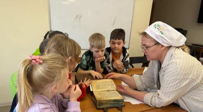 В храме Святого Духа состоялись тематические уроки, посвященные Дню православной книги