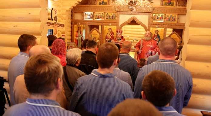 ВИДЕОСЮЖЕТ. Первая Божественная Литургия в храме-часовне при военном госпитале