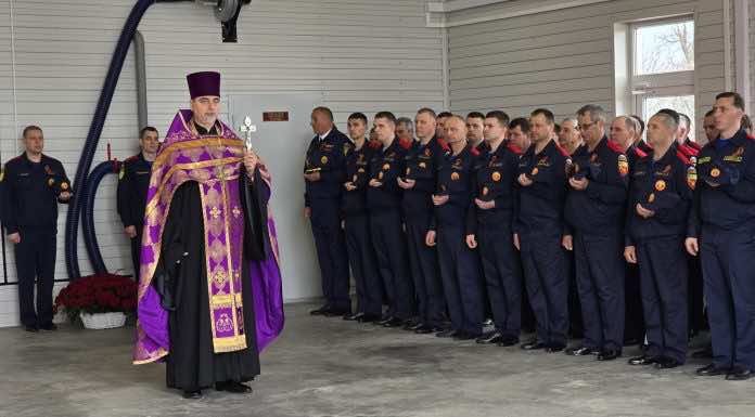 В станице Старомышастовской состоялось торжественное открытие и освящение новой пожарной части