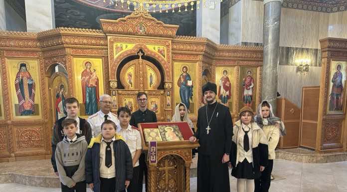 В храме великомученика и целителя Пантелеимона прошла экскурсия для казачьего класса